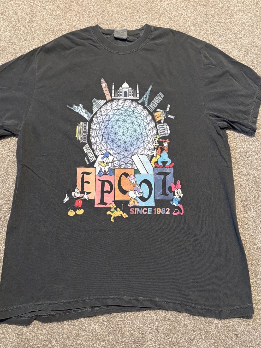 Disney Parks EPCOT Since 1982 Graphic T-Shirt Mickey WDW Tee - Size XL